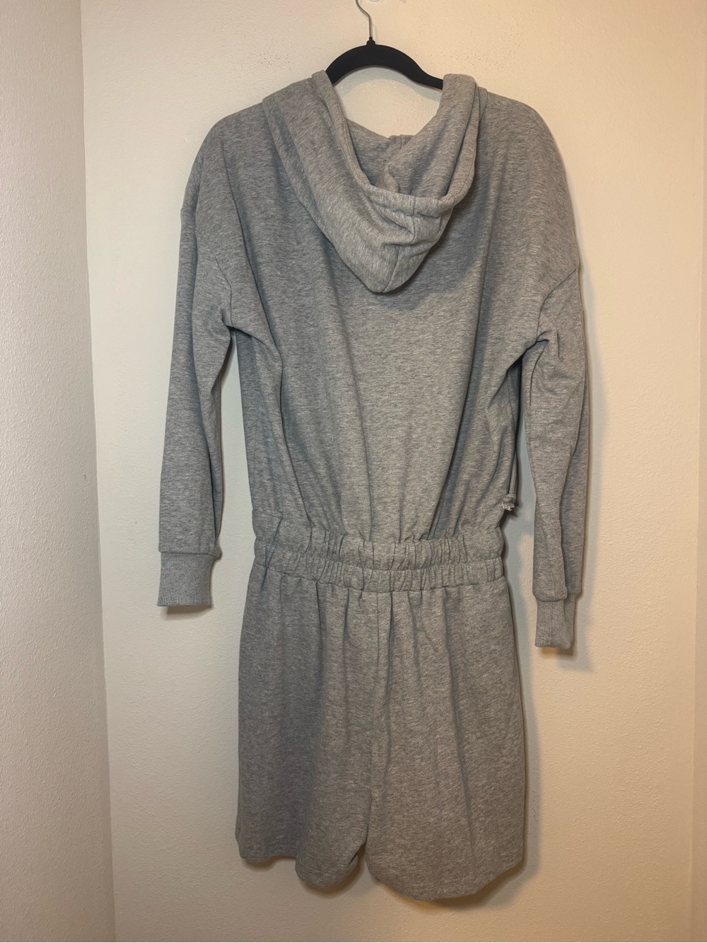 Bibi Gray Hooded Zip Romper with Drawstring Waist NWT - Picture 5 of 6